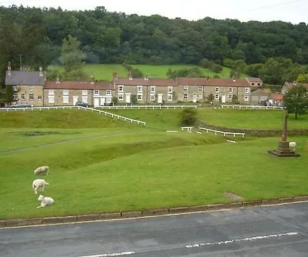 Hotel The Barn & Tea 4*